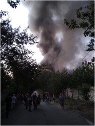 В Луганске на складе завода пластиковых окон произошел масштабный пожар