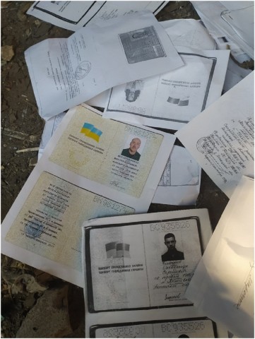 В Донецке найдено большое количество копий документов граждан