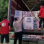 Переселенцям з Донецької області видають гуманітарну допомогу