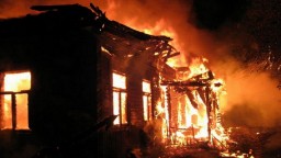В н.п. Саханка в сгоревшем частном доме обнаружен труп человека