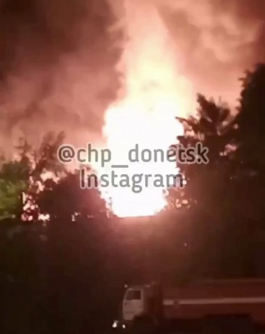 В  Донецке горит больница № 18