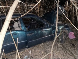 В Донецке пострадал водитель автомобиля, врезавшегося в электроопору