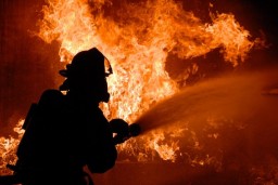В Донецке по время пожара в доме на ул. 6-я Александровка погиб мужчина