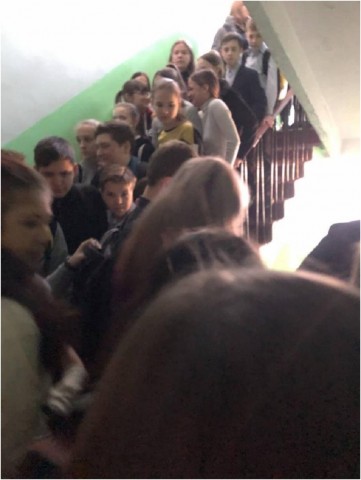 В Макеевке эвакуируют школу и «государственные органы»