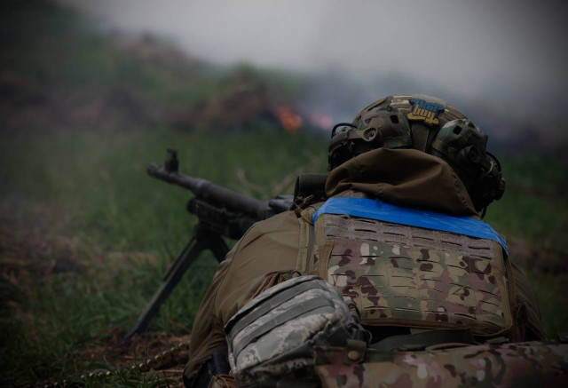 Окупанти посилили атаки на Луганщині: близько 20 штурмів за добу Окупанти посилили атаки на Луганщині: близько 20 штурмів за добу