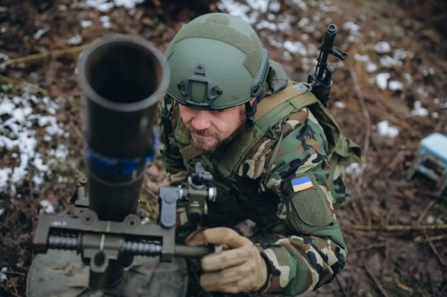 Бійці ЗСУ знищили бронетанкову колону загарбників під Кураховим