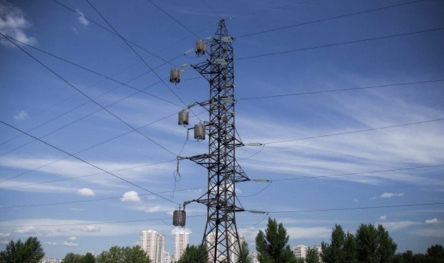 Енергетичне відновлення на Донеччині та Дніпропетровщині: ДТЕК повернуло світло після обстрілів Енергетичне відновлення на Донеччині та Дніпропетровщині: ДТЕК повернуло світло після обстрілів