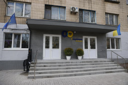 Родини українських захисників із Маріуполя отримали житло у Києві