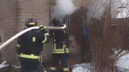 У Краматорську горів приватний будинок, господар встиг евакуюватися