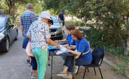 У Краматорську постраждалим від обстрілів видали будівельні матеріали для термінового ремонту