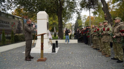 У Дніпрі з'явився меморіал луганським захисникам