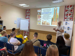 Профорієнтаційна зустріч для переселенців Краматорського району у Дніпрі