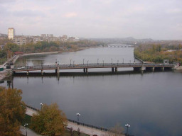 Екологічна катастрофа на Донеччині: річка Кальміус перетворюється на токсичний потік