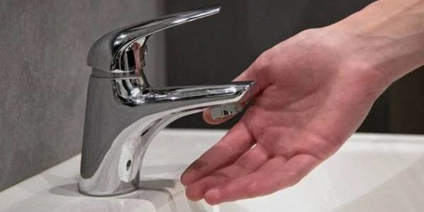 У Слов'янську призупинено водопостачання у двох районах