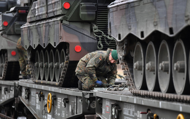 Німеччина поставить в Україну озброєння для посилення позицій на Донеччині Німеччина поставить в Україну озброєння для посилення позицій на Донеччині