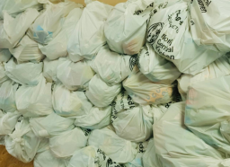 Міжнародні благодійники доставила 150 продуктових наборів для ВПО у Покровську