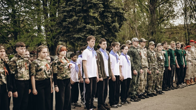 На окупованій Донеччині школярів залучили до військово-спортивної гри "Зарниця"
