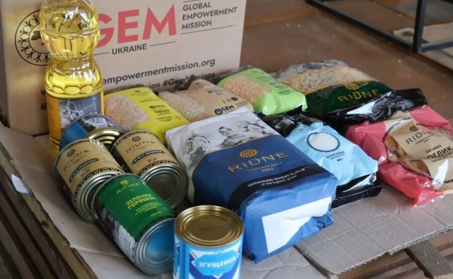 В Одесі розпочали видачу продуктових наборів для переселенців з Бахмута