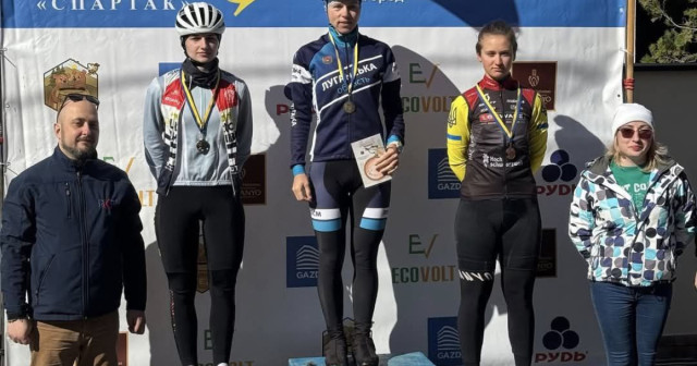 Спортсменка з Луганщини завоювала дві золоті нагороди на чемпіонаті України з велоспорту