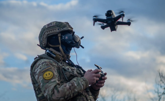 ЗСУ знищили ворожу техніку за допомогою FPV-дронів в районі Бахмута