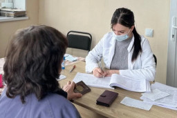 На окупованій Донеччині планують закріпити російських медиків через безкоштовне житло