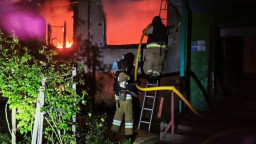 У Донецькій області під час пожежі у п'ятиповерхівці загинув чоловік - рятувальники ліквідували спал