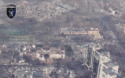 Ситуація у Торецьку: росіяни захопили терикон на виїзді з міста та перерізали основну дорогу