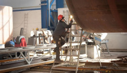 На Закарпаття перевезли унікальний завод із виробництва вітроенергетичного обладнання