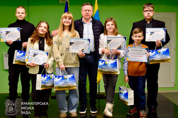 На Донеччині 28 обдарованих учнів мистецьких шкіл відзначені номінацією на творчу стипендію