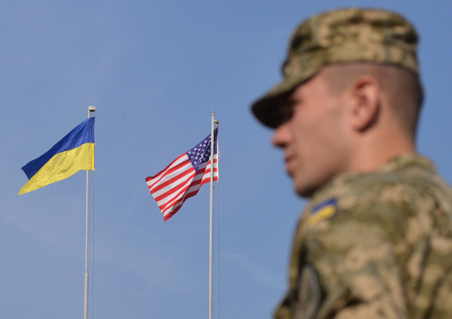 Залишилося два тижні: допомога США для ЗСУ добігла кінця