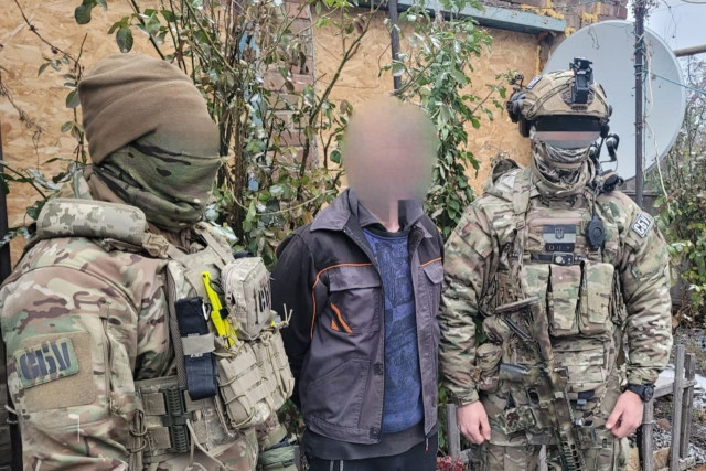 СБУ викрила аґента ГРУ, який шпигував за позиціями ЗСУ під Слов’янськом СБУ викрила аґента ГРУ, який шпигував за позиціями ЗСУ під Слов’янськом