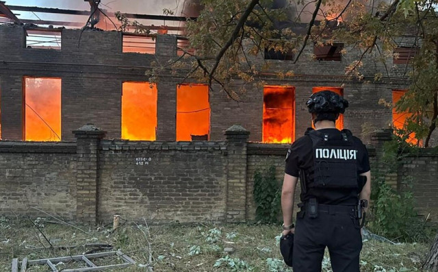 За минулу добу ворог атакував 12 населених пунктів Донеччини: загинули 4 людини За минулу добу ворог атакував 12 населених пунктів Донеччини: загинули 4 людини