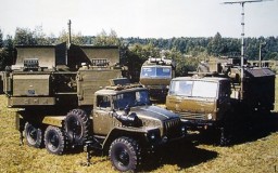 В пригороде Луганска замечены аппаратура связи и военные грузовики боевиков «ЛНР»