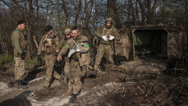 ЗСУ повідомили про втечу противника на одному з Луганських напрямків ЗСУ повідомили про втечу противника на одному з Луганських напрямків