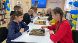 Молодь Донеччини долучилася до інтелектуального турніру "Королівство ходів"