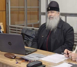 Суд у Слов’янську розглядає справу митрополита Арсенія за розповсюдження воєнної інформації