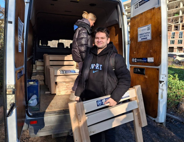 Мешканці Бахмутської громади отримали допомогу у Львові Мешканці Бахмутської громади отримали допомогу у Львові