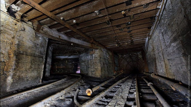 На Луганщині відмовляються відновлювати шахти На Луганщині відмовляються відновлювати шахти