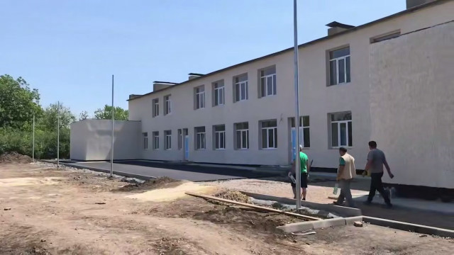 Росіяни "відбудовують" захоплені території під прикриттям турботи про населення