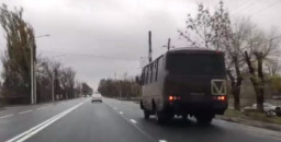 Окупанти стягують «щось» таємне військовими фурами в Новоазовськ - Андрющенко