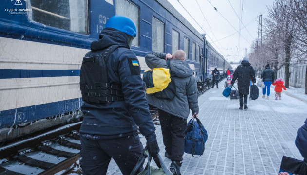 На Донеччині розширили зону обов’язкової евакуації населення