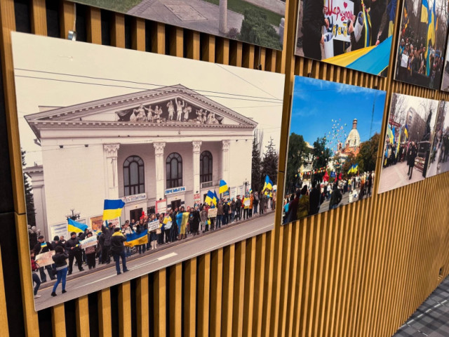 У Віймсі стартувала фотовиставка про Маріуполь