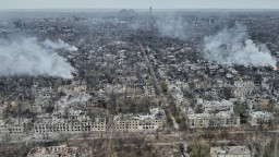 У Торецьку оголосили тендер на закупівлю золотих годинників: громадськість обурена