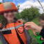 Рятувальники вивезли матір із дітьми з-під обстрілів в Олексієво-Дружківці