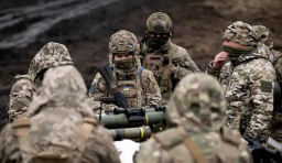 Окупанти намагалися встановити прапор РФ над шахтою в Торецьку: ЗСУ знищили його