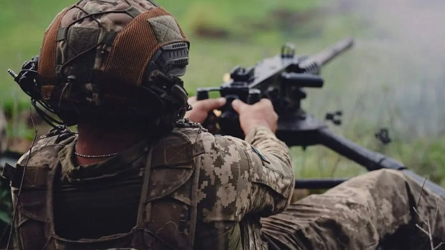 112 авіаударів та 8065 дронів: ворог посилив тиск на позиції Сил оборони