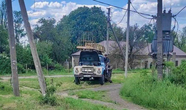 Близько 9 тис сімей на Донеччині знову зі світлом — ДТЕК Близько 9 тис сімей на Донеччині знову зі світлом — ДТЕК