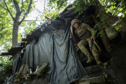 У Донецькій області тривають важкі бої біля села Старомайорське