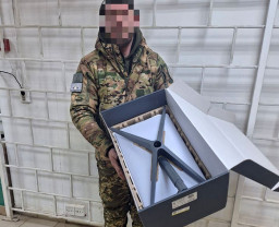 Волонтери у Краматорську придбали Starlink для ЗСУ