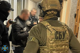 СБУ затримала у Чернівецькій області банду, яка допомагала ухилянтам виїхати за кордон